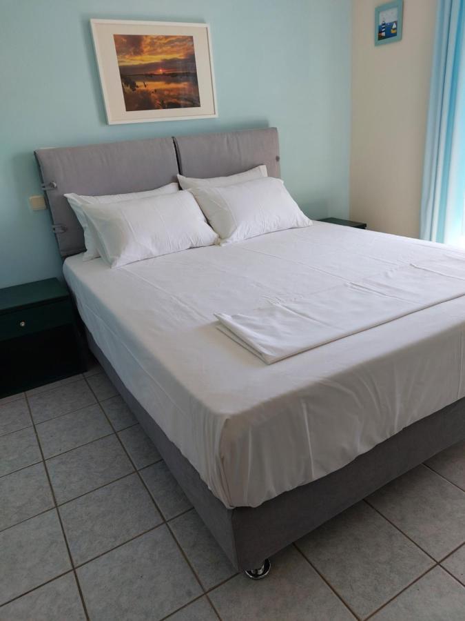 La Casa Di Nonna Anna Aparthotel Nikiana Bagian luar foto