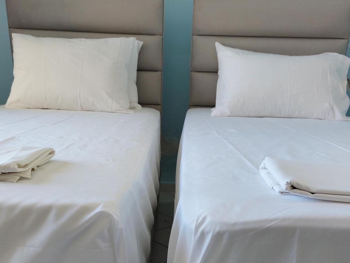 La Casa Di Nonna Anna Aparthotel Nikiana Bagian luar foto