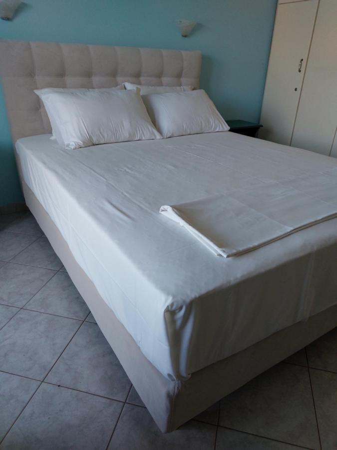 La Casa Di Nonna Anna Aparthotel Nikiana Bagian luar foto