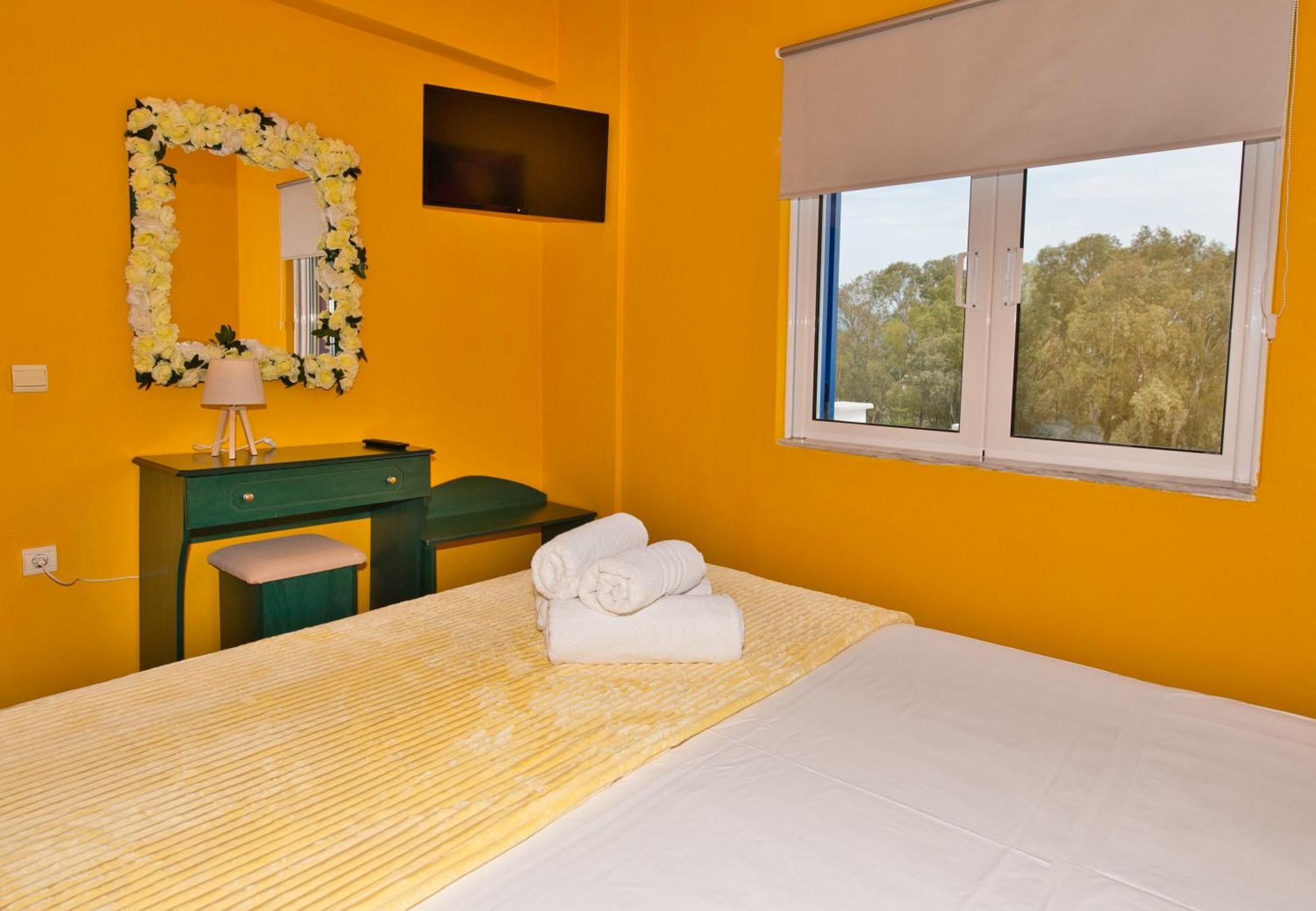 La Casa Di Nonna Anna Aparthotel Nikiana Bagian luar foto