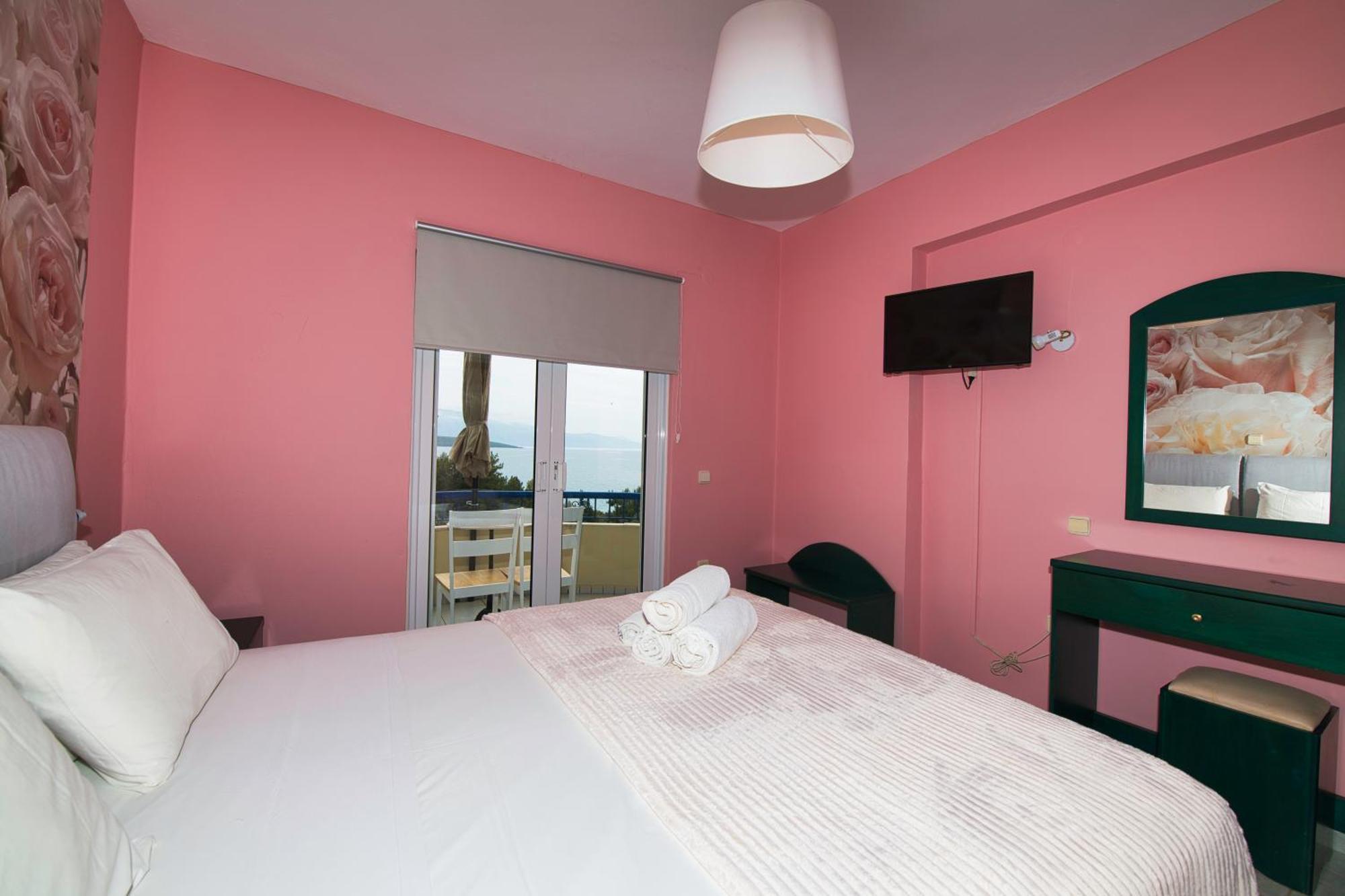 La Casa Di Nonna Anna Aparthotel Nikiana Bagian luar foto