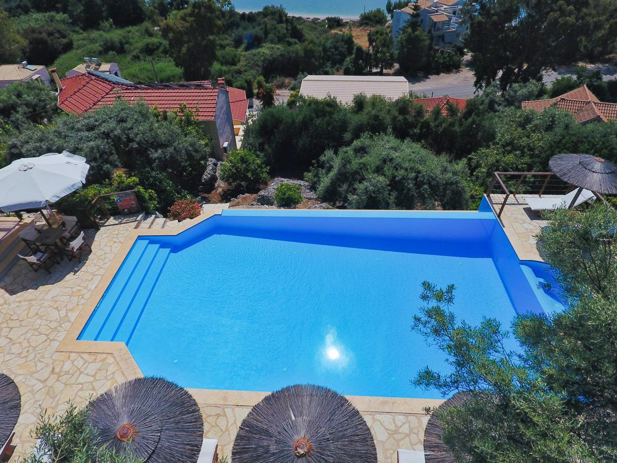 La Casa Di Nonna Anna Aparthotel Nikiana Bagian luar foto